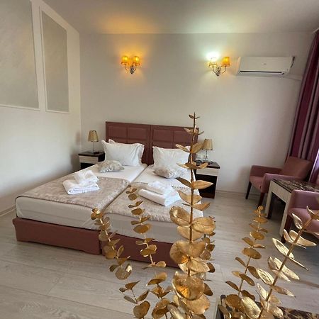 Steaua Apelor Family Resort Nufaru Exterior foto