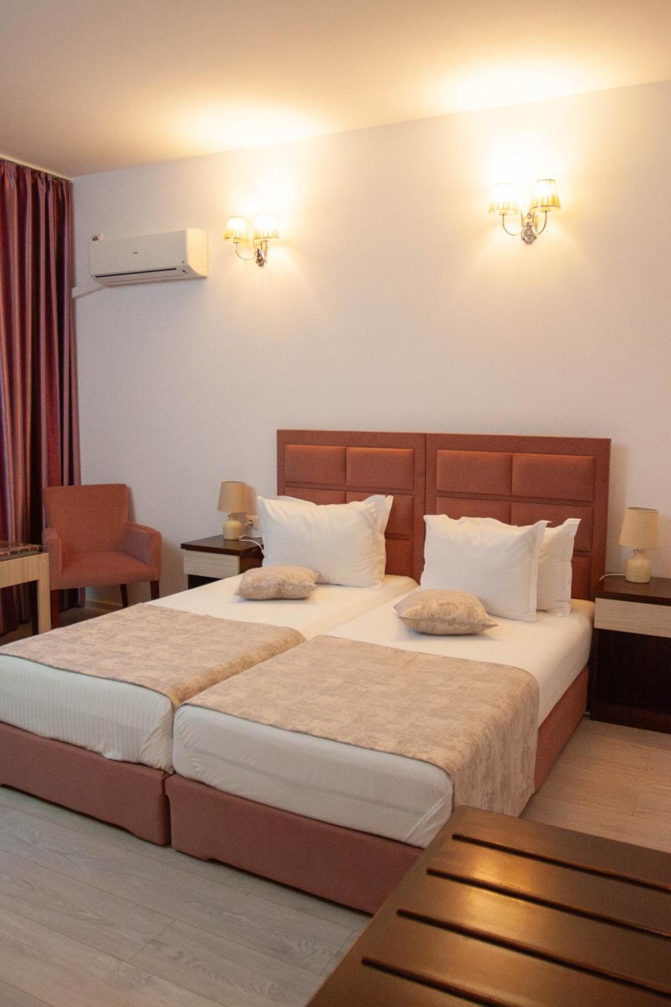 Steaua Apelor Family Resort Nufaru Exterior foto