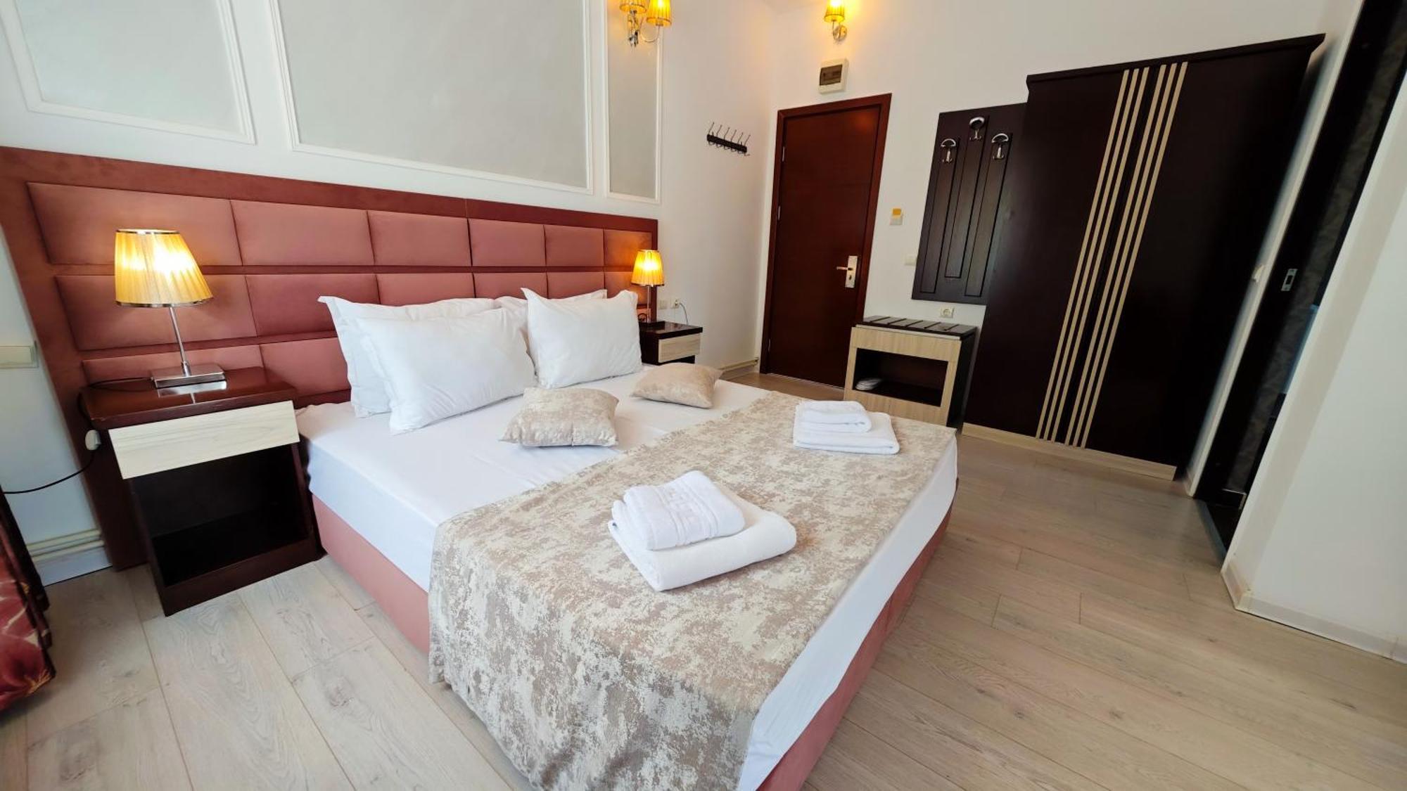 Steaua Apelor Family Resort Nufaru Exterior foto