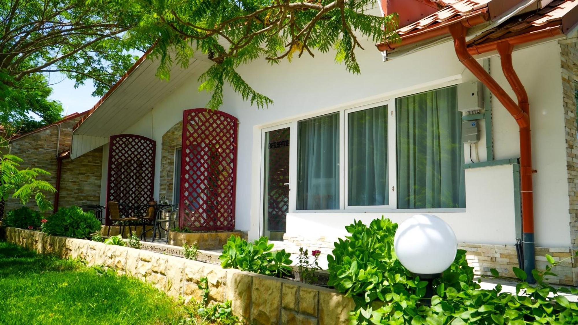 Steaua Apelor Family Resort Nufaru Exterior foto