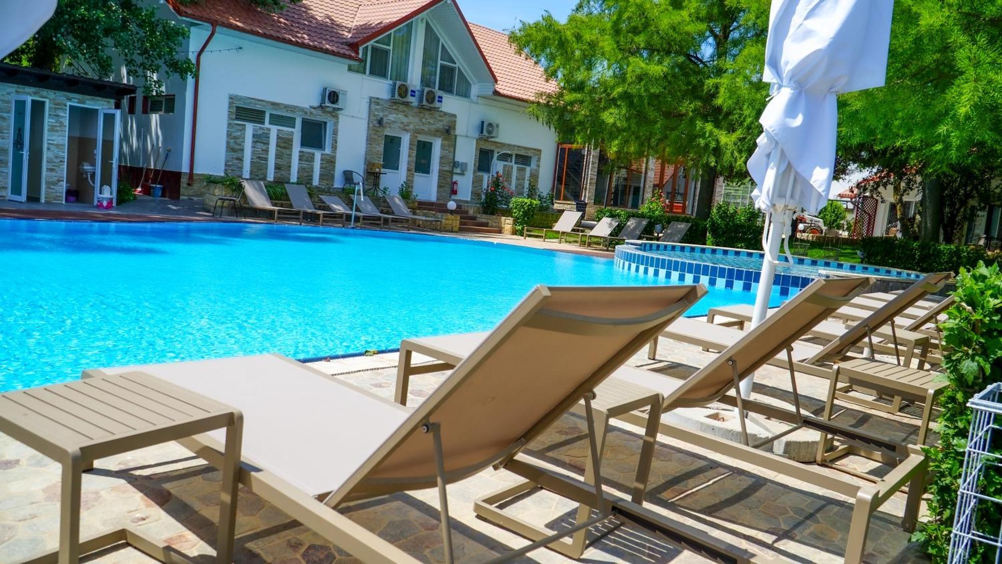 Steaua Apelor Family Resort Nufaru Exterior foto