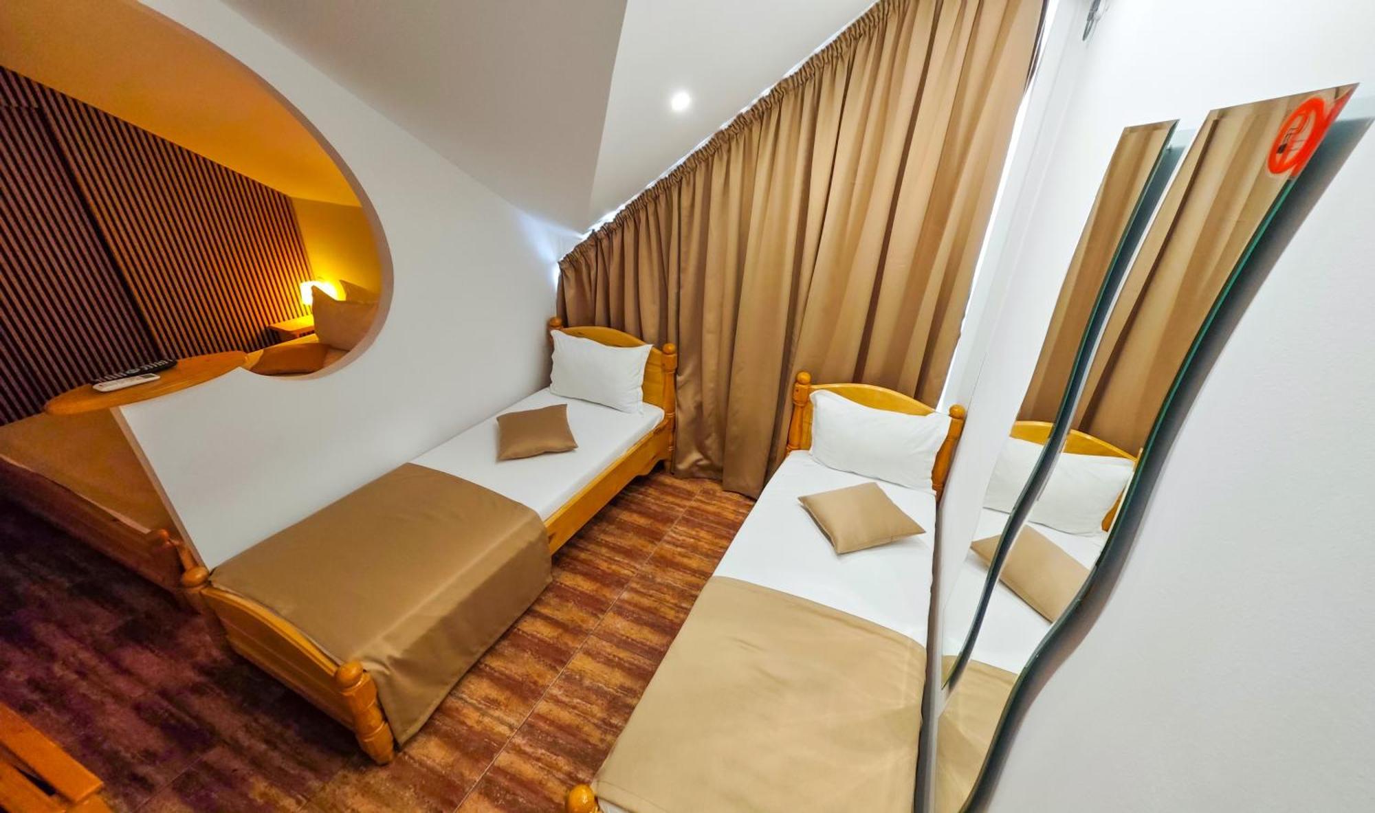 Steaua Apelor Family Resort Nufaru Exterior foto